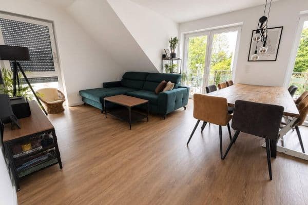 Prenájom bytu 4-izbový 86 m², Papendorfer Str. 7, Brunsbek Prenájom bytu 4-izbový 86 m², Papendorfer Str. 7, Brunsbek