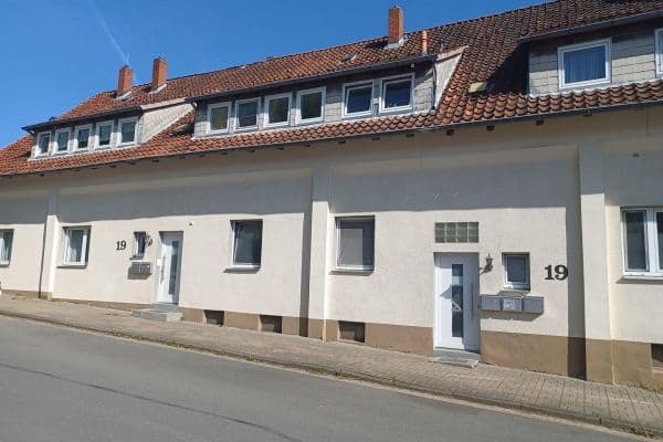 Predaj domu 350 m², pozemok 1.319 m², Hannoversche Straße 19, Bad Münder am Deister, Dolné Sasko Predaj domu 350 m², pozemok 1.319 m², Hannoversche Straße 19, Bad Münder am Deister, Dolné Sasko