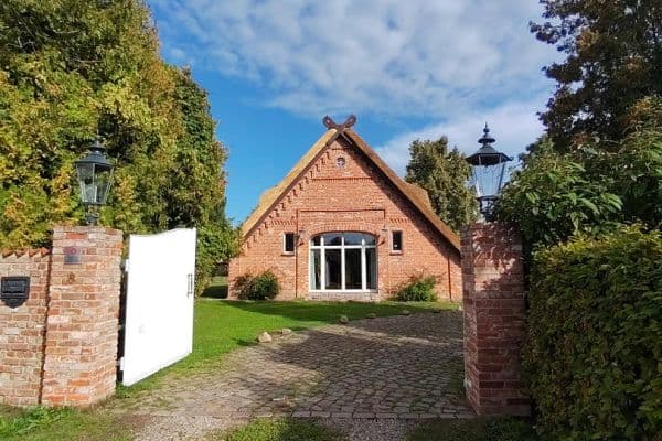 Predaj domu 270 m², pozemok 5.875 m², Niendorf Predaj domu 270 m², pozemok 5.875 m², Niendorf
