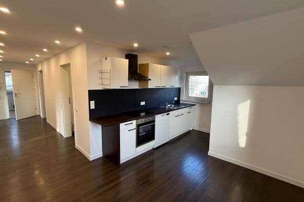 Prenájom bytu 3-izbový 73 m², Wiesenstraße 12, Eltville-Martinsthal Prenájom bytu 3-izbový 73 m², Wiesenstraße 12, Eltville-Martinsthal