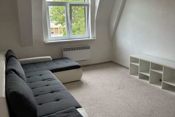 Prenájom bytu 2-izbový 44 m², Musílkova, Praha Prenájom bytu 2-izbový 44 m², Musílkova, Praha
