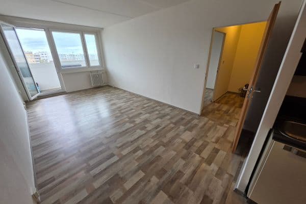 Predaj bytu 2-izbový 56 m², V Hůrkách, Praha Predaj bytu 2-izbový 56 m², V Hůrkách, Praha