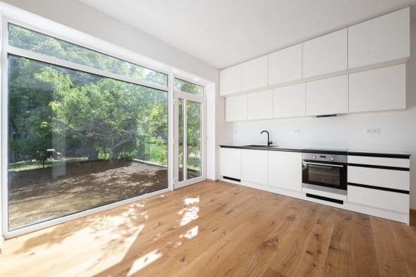 Prenájom bytu 2-izbový 43 m², Ptašínského, Brno Prenájom bytu 2-izbový 43 m², Ptašínského, Brno