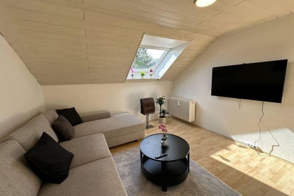 Prenájom bytu 4-izbový 69 m², Augsburg, Bavorsko Prenájom bytu 4-izbový 69 m², Augsburg, Bavorsko