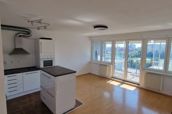 Predaj bytu 3-izbový 78 m², Fryčovická, Praha Predaj bytu 3-izbový 78 m², Fryčovická, Praha
