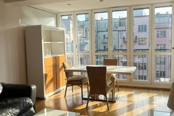 Prenájom bytu 2-izbový 45 m², Přemyslovská, Praha Prenájom bytu 2-izbový 45 m², Přemyslovská, Praha