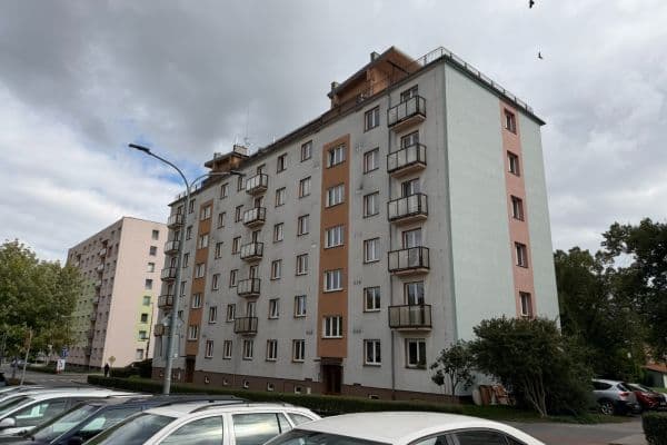 Prenájom bytu 2-izbový 53 m², Škroupova, SO POÚ Chrudim Prenájom bytu 2-izbový 53 m², Škroupova, SO POÚ Chrudim