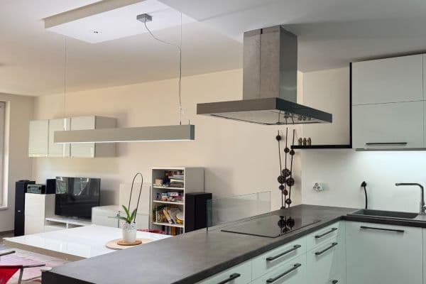 Predaj bytu 3-izbový 87 m², Symfonická, Praha Predaj bytu 3-izbový 87 m², Symfonická, Praha