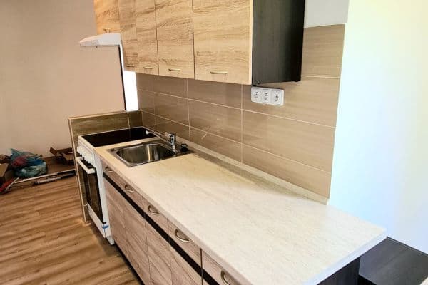 Prenájom bytu 2-izbový 52 m², Voskovcova, Ústí nad Labem, Ústecký kraj Prenájom bytu 2-izbový 52 m², Voskovcova, Ústí nad Labem, Ústecký kraj
