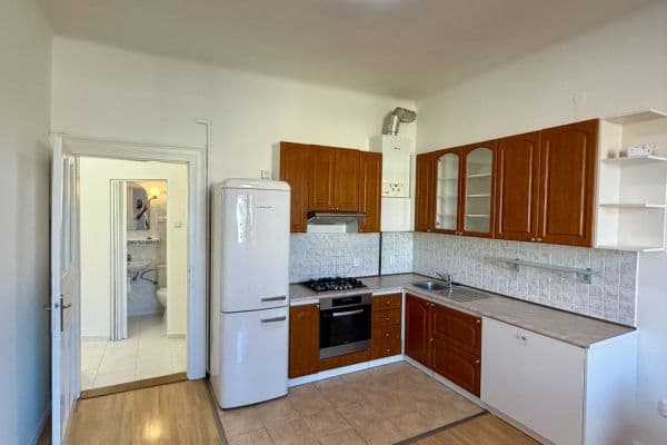 Prenájom bytu 2-izbový 47 m², Janovského, Praha Prenájom bytu 2-izbový 47 m², Janovského, Praha
