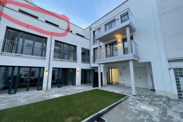 Prenájom bytu 2-izbový 51 m², Erlangen Prenájom bytu 2-izbový 51 m², Erlangen