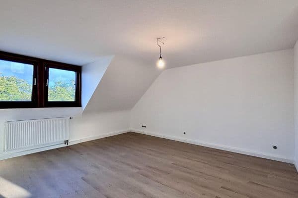 Prenájom bytu 3-izbový 70 m², Van-der-Giese-Straße, Düren Prenájom bytu 3-izbový 70 m², Van-der-Giese-Straße, Düren
