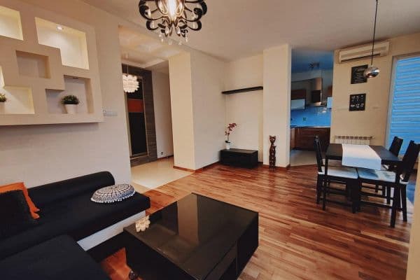 Prenájom bytu 2-izbový 58 m², Sindelfingen Prenájom bytu 2-izbový 58 m², Sindelfingen