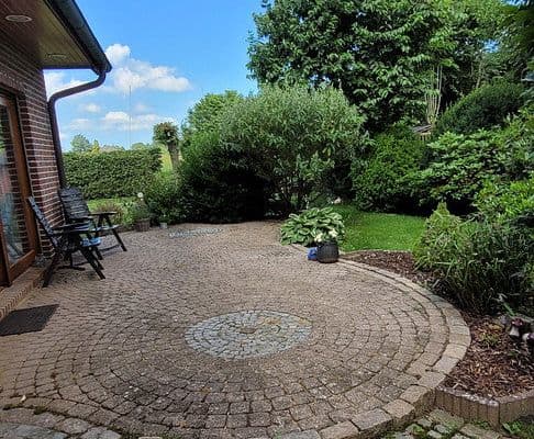 Prenájom bytu 2-izbový 90 m², Bönningstedt Prenájom bytu 2-izbový 90 m², Bönningstedt