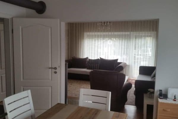 Predaj domu 316 m², pozemok 1.335 m², Aßlar, Hesensko Predaj domu 316 m², pozemok 1.335 m², Aßlar, Hesensko