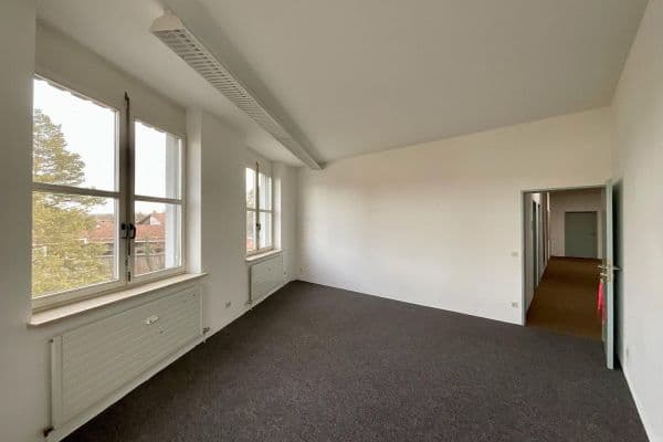 Prenájom kancelárie 510 m², Blumenstrasse 17, Geretsried, Bavorsko Prenájom kancelárie 510 m², Blumenstrasse 17, Geretsried, Bavorsko