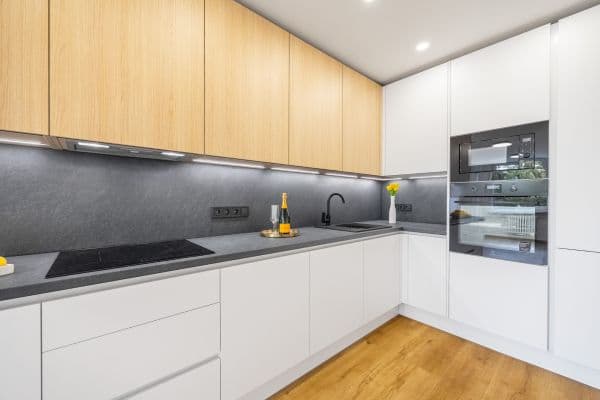 Predaj bytu 3-izbový 67 m², Bruslařská, Praha Predaj bytu 3-izbový 67 m², Bruslařská, Praha