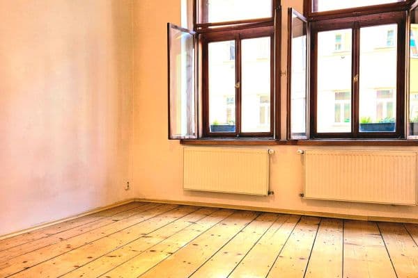 Prenájom bytu 1-izbový 27 m², Vlkova, Praha Prenájom bytu 1-izbový 27 m², Vlkova, Praha