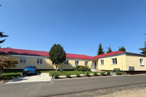 Prenájom bytu 2-izbový 40 m², Mládežnická, Mšené-lázně Prenájom bytu 2-izbový 40 m², Mládežnická, Mšené-lázně
