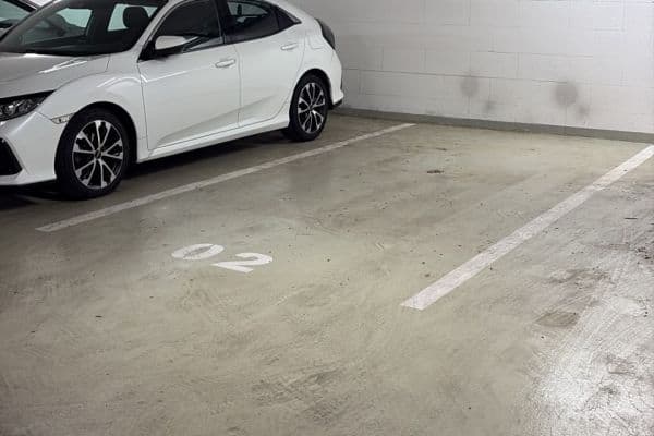 Prenájom garáže 10 m², Oldřichovská, Praha Prenájom garáže 10 m², Oldřichovská, Praha