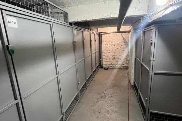 Prenájom nebytového priestoru 5 m², Ukrajinská, Praha Prenájom nebytového priestoru 5 m², Ukrajinská, Praha