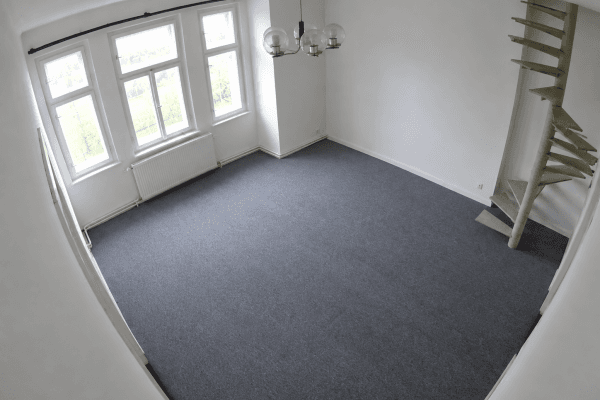 Prenájom bytu 3-izbový 74 m², V Holešovičkách, Praha Prenájom bytu 3-izbový 74 m², V Holešovičkách, Praha