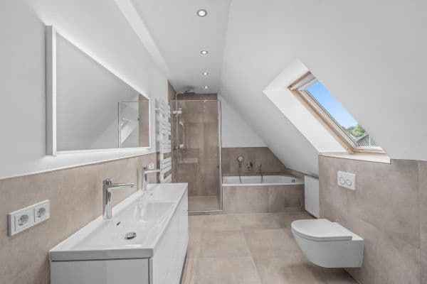 Predaj bytu 5-izbový 155 m², Am Gemeindeweiher 9, Herzogenaurach, Bavorsko Predaj bytu 5-izbový 155 m², Am Gemeindeweiher 9, Herzogenaurach, Bavorsko