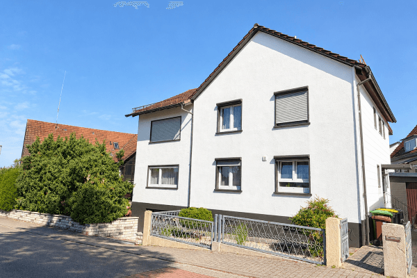 Predaj domu 200 m², pozemok 530 m², Alte Rathausstr. 16, Bietigheim Predaj domu 200 m², pozemok 530 m², Alte Rathausstr. 16, Bietigheim