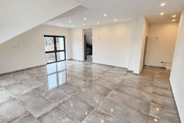 Predaj bytu 4-izbový 141 m², Wiesloch Predaj bytu 4-izbový 141 m², Wiesloch