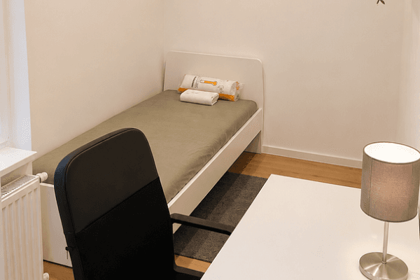 Prenájom bytu 10 m², Peter-Henlein-Straße 78, Nürnberg Prenájom bytu 10 m², Peter-Henlein-Straße 78, Nürnberg