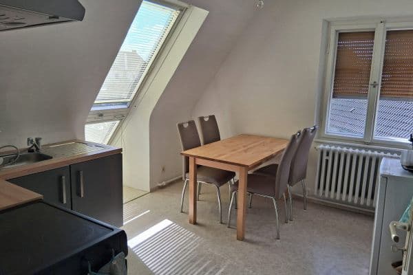 Prenájom bytu 2-izbový 61 m², Nürnberg Prenájom bytu 2-izbový 61 m², Nürnberg