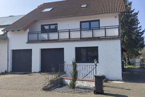 Predaj domu 261 m², pozemok 641 m², Düren, Severné Porýnie - Westfálsko Predaj domu 261 m², pozemok 641 m², Düren, Severné Porýnie - Westfálsko