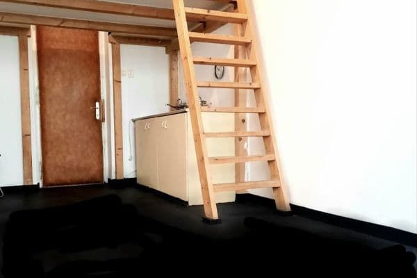 Prenájom bytu 1-izbový 29 m², Krásova, Praha Prenájom bytu 1-izbový 29 m², Krásova, Praha