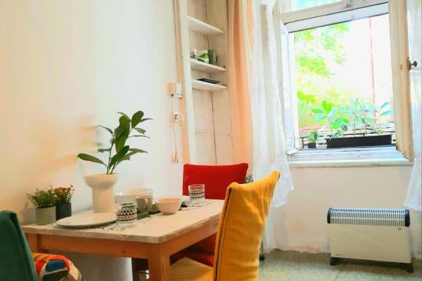 Prenájom bytu 2-izbový 65 m², Krásova, Praha Prenájom bytu 2-izbový 65 m², Krásova, Praha