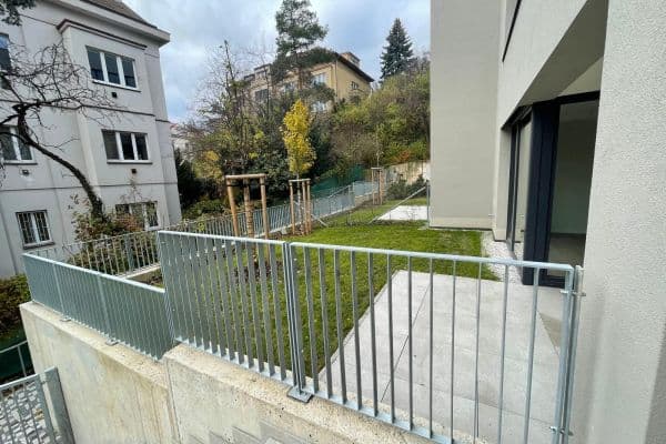Predaj bytu 2-izbový 52 m², Plzeňská, Praha Predaj bytu 2-izbový 52 m², Plzeňská, Praha