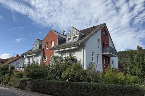 Prenájom bytu 3-izbový 95 m², Lohr am Main Prenájom bytu 3-izbový 95 m², Lohr am Main