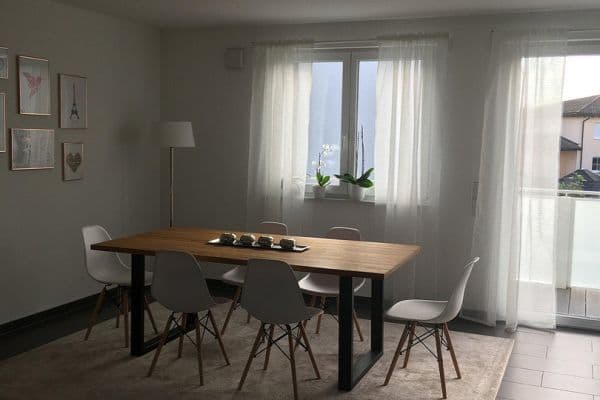 Prenájom bytu 3-izbový 100 m², Karlsdorf-Neuthard Prenájom bytu 3-izbový 100 m², Karlsdorf-Neuthard