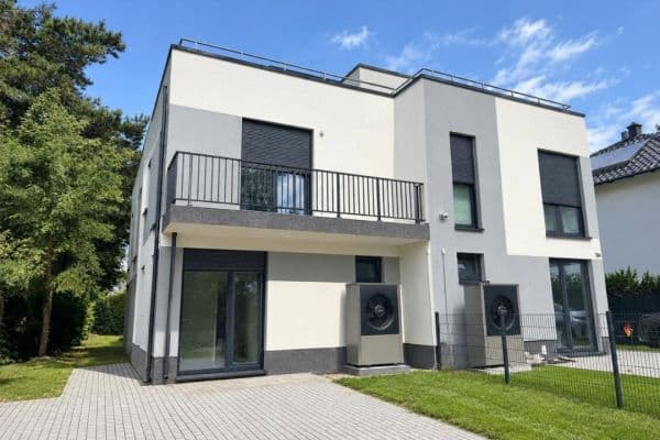 Predaj domu 150 m², pozemok 394 m², Enkenbacher Weg 106, Berlin Predaj domu 150 m², pozemok 394 m², Enkenbacher Weg 106, Berlin