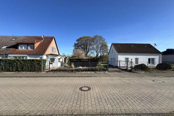 Predaj domu 170 m², pozemok 1.561 m², Fürstenberger Weg 3, Wesenberg OT Strasen Predaj domu 170 m², pozemok 1.561 m², Fürstenberger Weg 3, Wesenberg OT Strasen