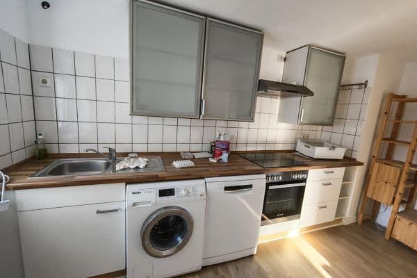 Prenájom bytu 3-izbový 71 m², Almastr. 11, Essen Prenájom bytu 3-izbový 71 m², Almastr. 11, Essen