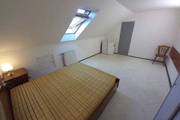 Prenájom bytu 1-izbový 32 m², Bělohorská, Praha Prenájom bytu 1-izbový 32 m², Bělohorská, Praha