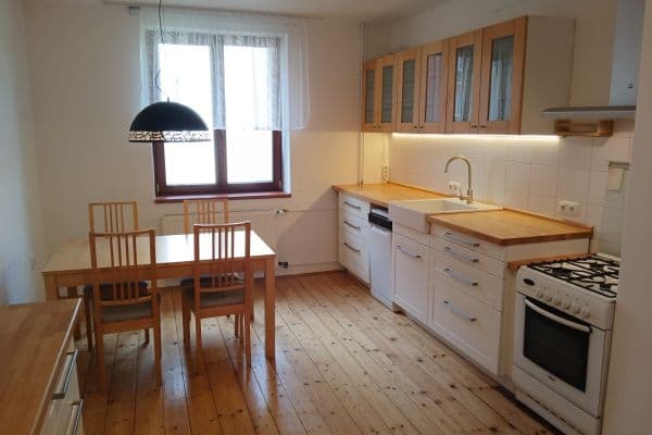 Prenájom bytu 1-izbový 50 m², Gruzínská, Plzeň, Plzeňský kraj Prenájom bytu 1-izbový 50 m², Gruzínská, Plzeň, Plzeňský kraj