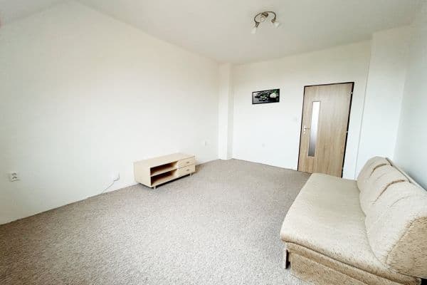 Prenájom bytu 2-izbový 41 m², Bratří Čapků, Příbram Prenájom bytu 2-izbový 41 m², Bratří Čapků, Příbram