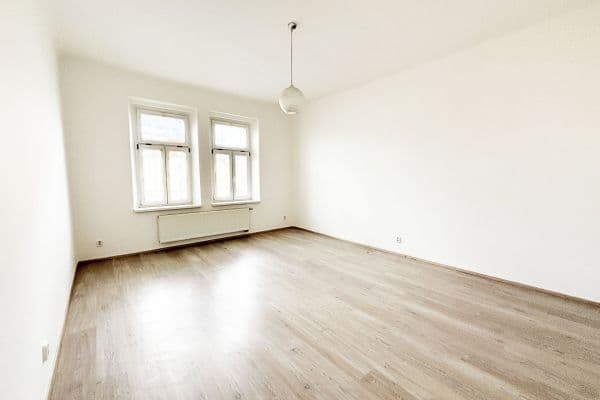 Prenájom bytu 1-izbový 55 m², Husova, Plzeň, Plzeňský kraj Prenájom bytu 1-izbový 55 m², Husova, Plzeň, Plzeňský kraj