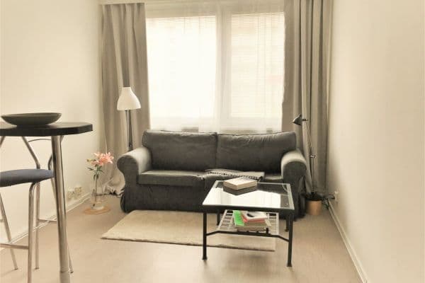 Prenájom bytu 2-izbový 39 m², Bryksova, Praha Prenájom bytu 2-izbový 39 m², Bryksova, Praha