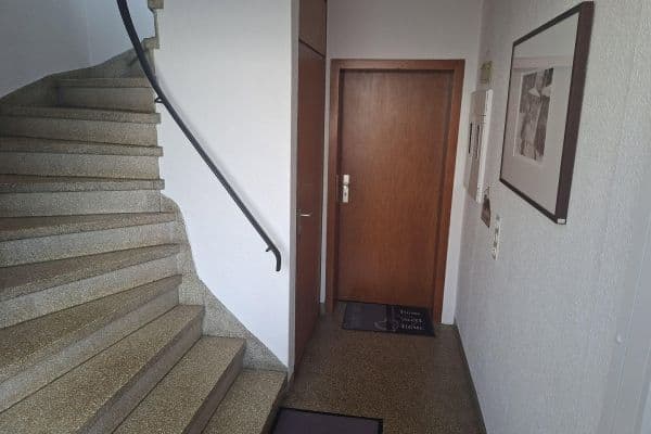 Prenájom bytu 3-izbový 77 m², Köln-Wahnheide, Severné Porýnie - Westfálsko Prenájom bytu 3-izbový 77 m², Köln-Wahnheide, Severné Porýnie - Westfálsko