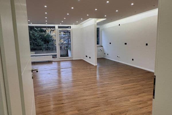 Predaj bytu 3-izbový 60 m², Düsseldorf, Severné Porýnie - Westfálsko Predaj bytu 3-izbový 60 m², Düsseldorf, Severné Porýnie - Westfálsko