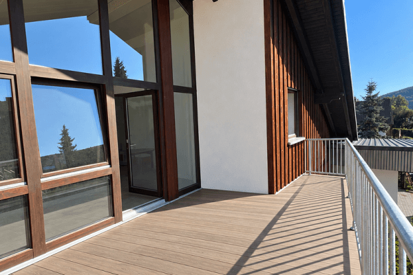 Prenájom bytu 4-izbový 85 m², Vöhringen Prenájom bytu 4-izbový 85 m², Vöhringen