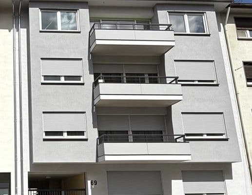 Prenájom bytu 3-izbový 87 m², Wingertstr. 69, Mannheim Prenájom bytu 3-izbový 87 m², Wingertstr. 69, Mannheim