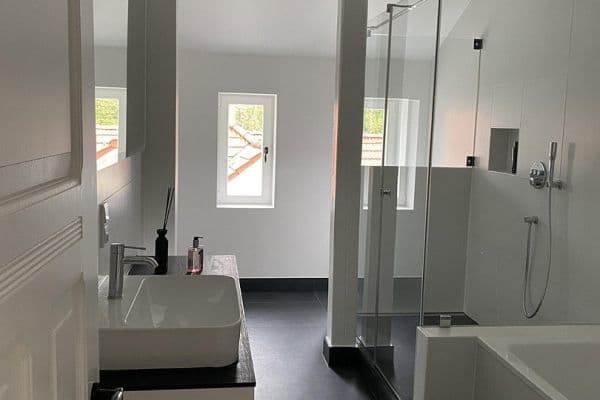 Predaj bytu 5-izbový 147 m², Berlin, Berlín Predaj bytu 5-izbový 147 m², Berlin, Berlín